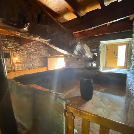 Casa Do Lagar * Vale do Porco (Meda)